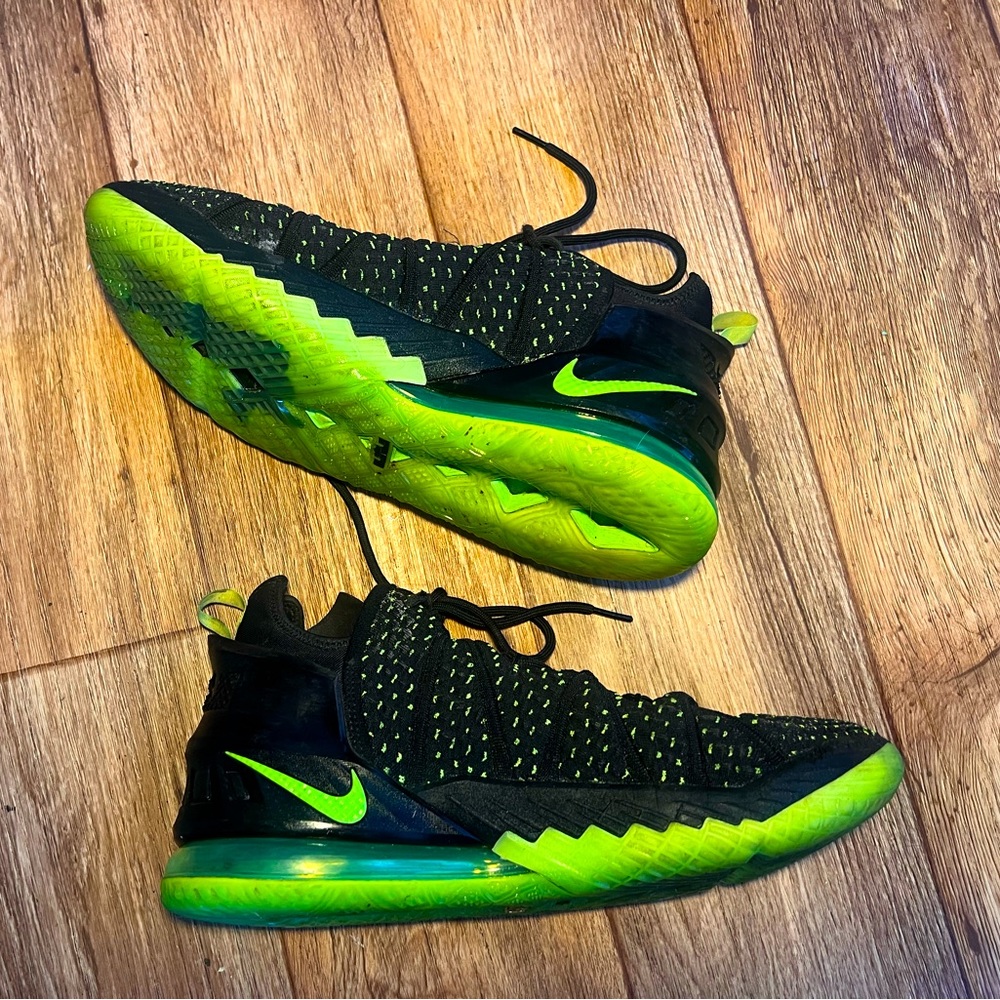 Nike Lebron XVIII Black/Electric Green-Black Men's Size 13